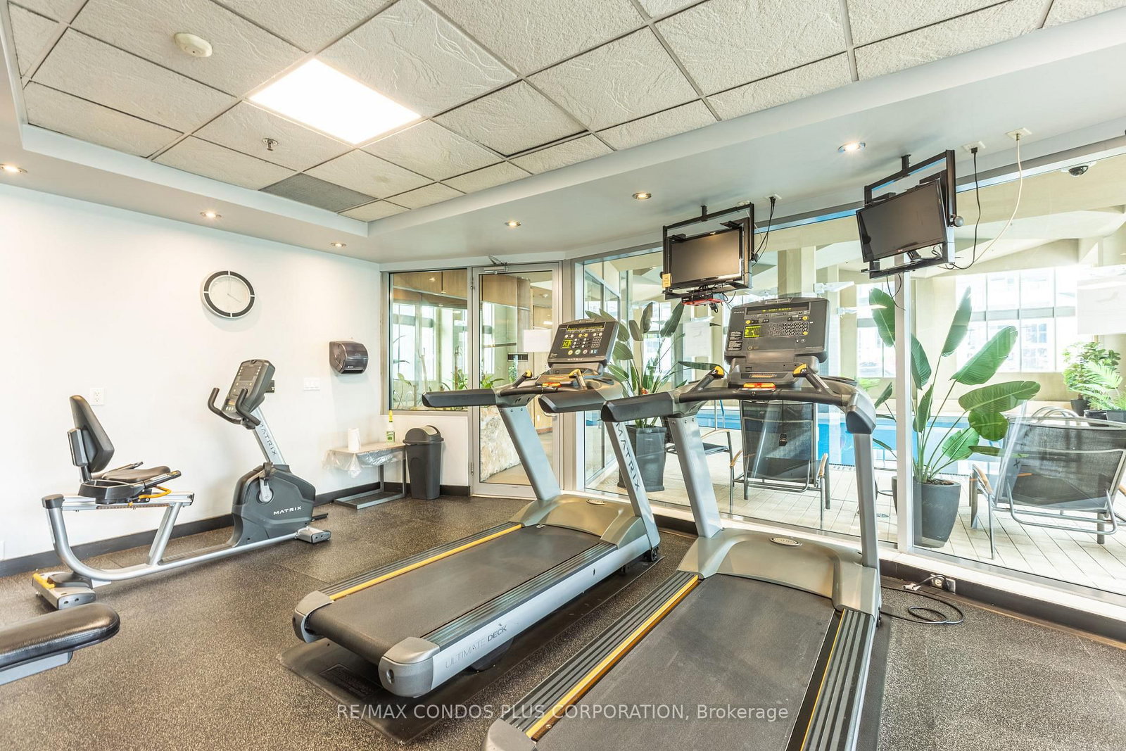 2119 Lake Shore Toronto,ON M8V 4E8 — Photo 24