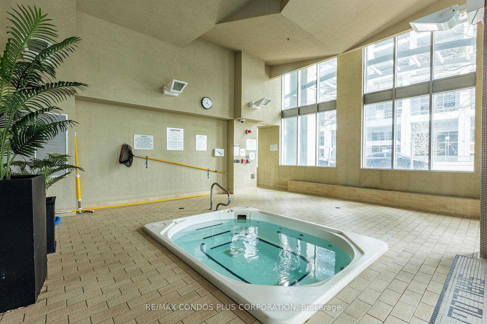 2119 Lake Shore Toronto,ON M8V 4E8 — Photo 26