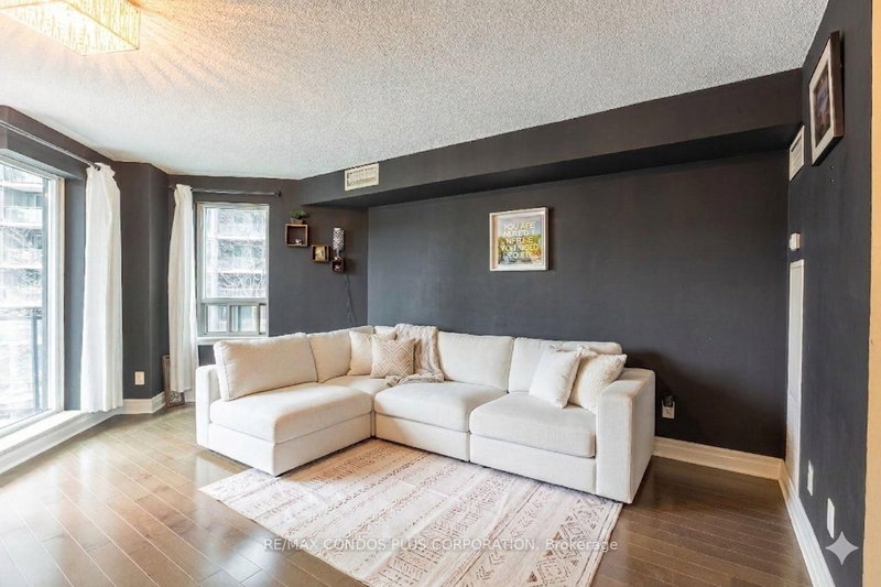 2119 Lake Shore Toronto,ON M8V 4E8 — Photo 9
