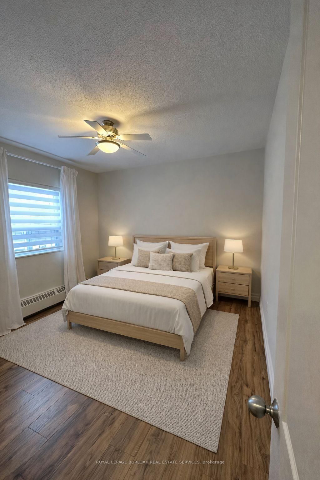 15 Elizabeth Street N, Unit 101 - Photo 7