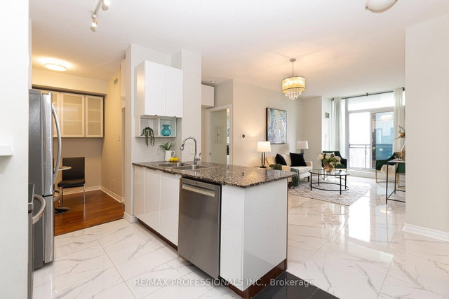 2701 - 3525 Kariya Drive
