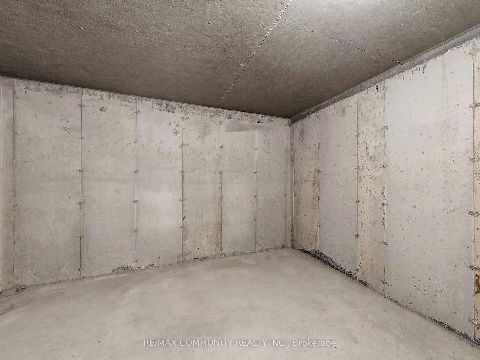 5 Mugford Crescent, Unit Basement - Photo 24