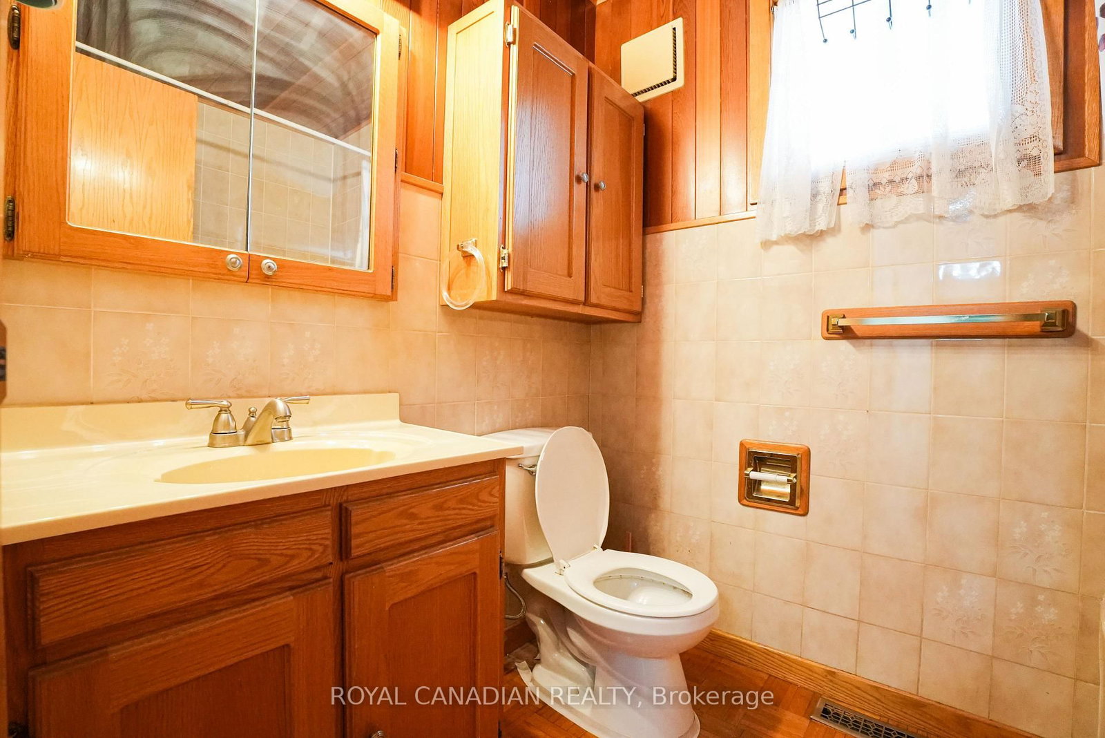 67 Sutherland Brampton,ON L6V 2H6 — Photo 16