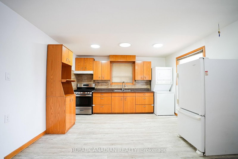 67 Sutherland Brampton,ON L6V 2H6 — Photo 8