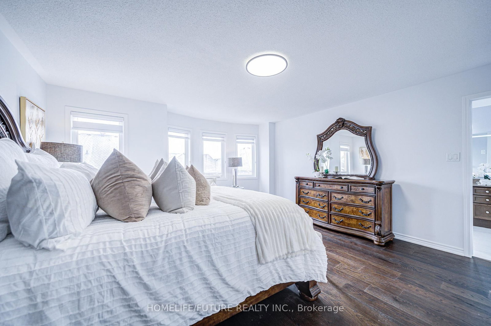 342 Laundon Terrace • Milton, ON photo 31