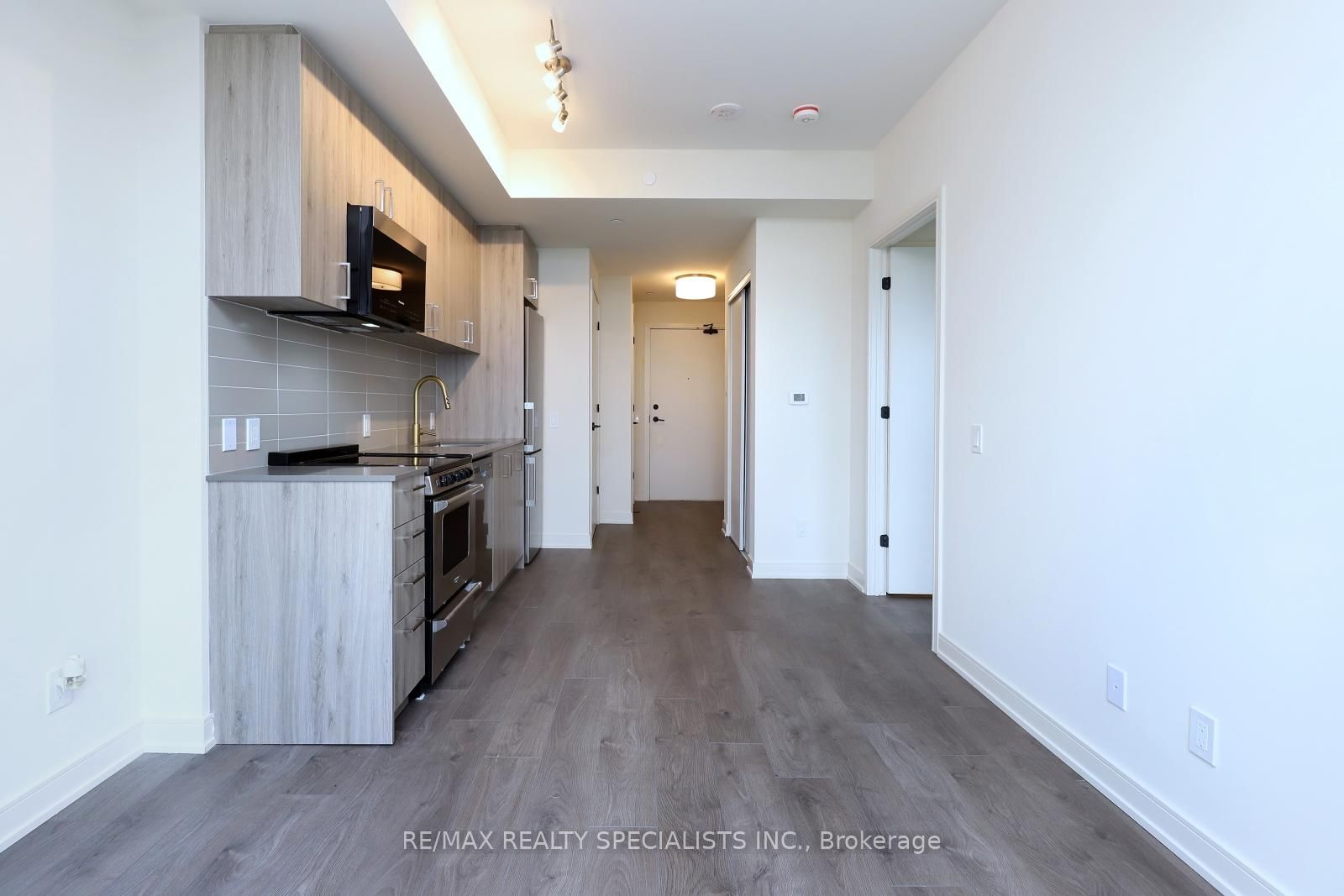 8010 Derry Rd Road, Unit 1504 - Photo 14