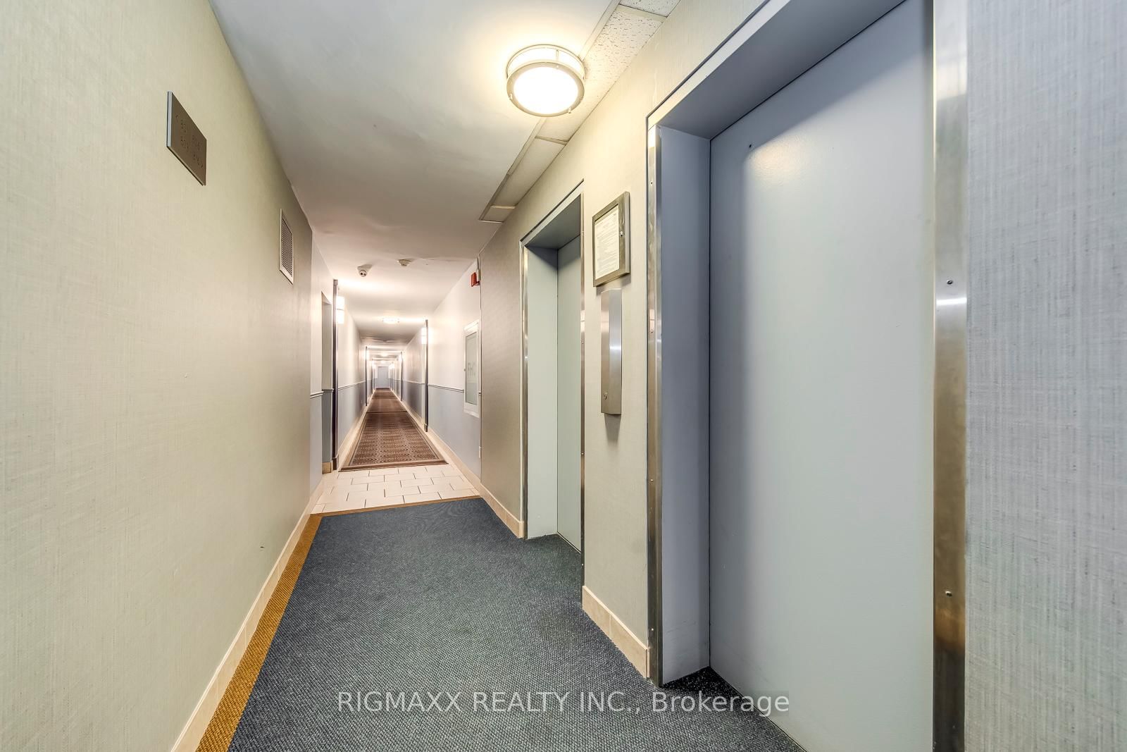 1660 Bloor Street, Unit 801 - Photo 4