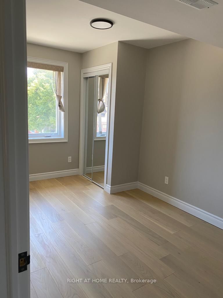 1543 Dupont Street, Unit 1 - Photo 7