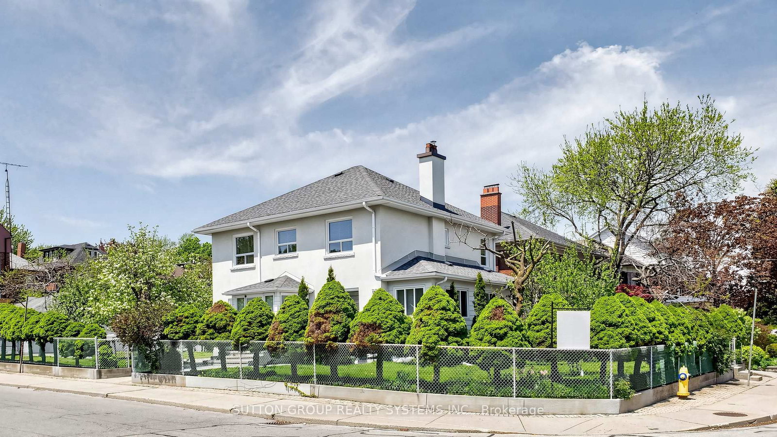 114 Rosemount Avenue, Toronto, ON, photo 3