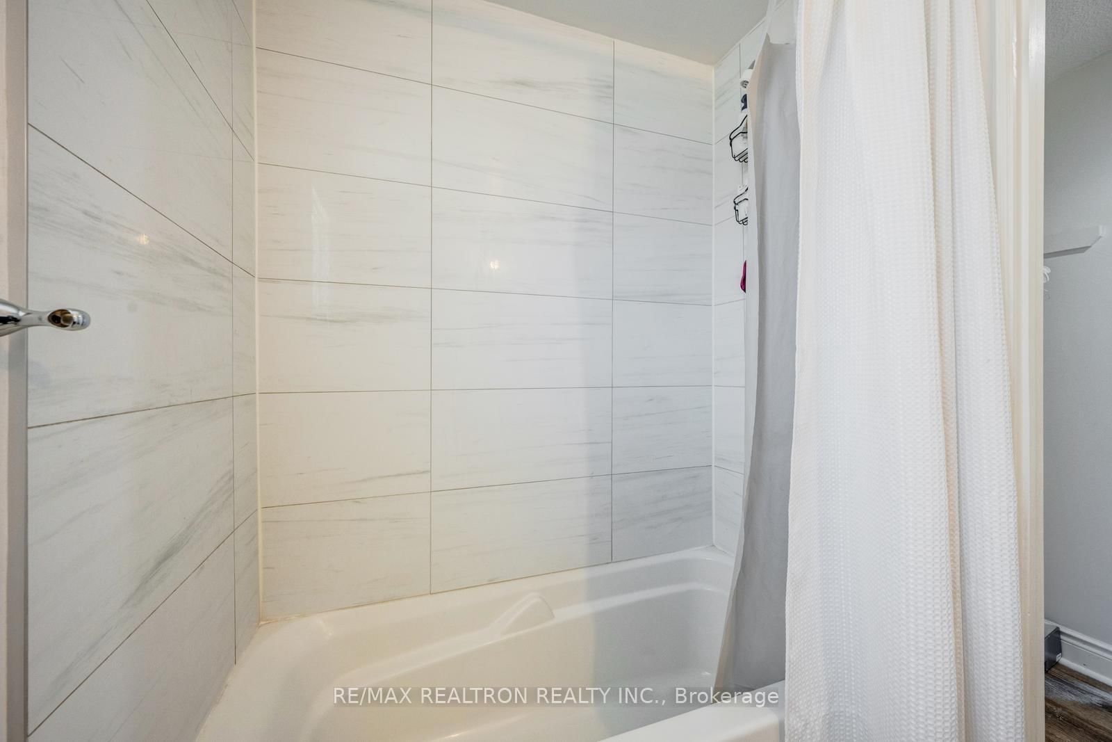 6 Albemarle Court • Brampton, ON photo 25