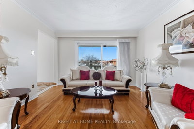 3938 Midhurst Lane • Mississauga, ON photo 8
