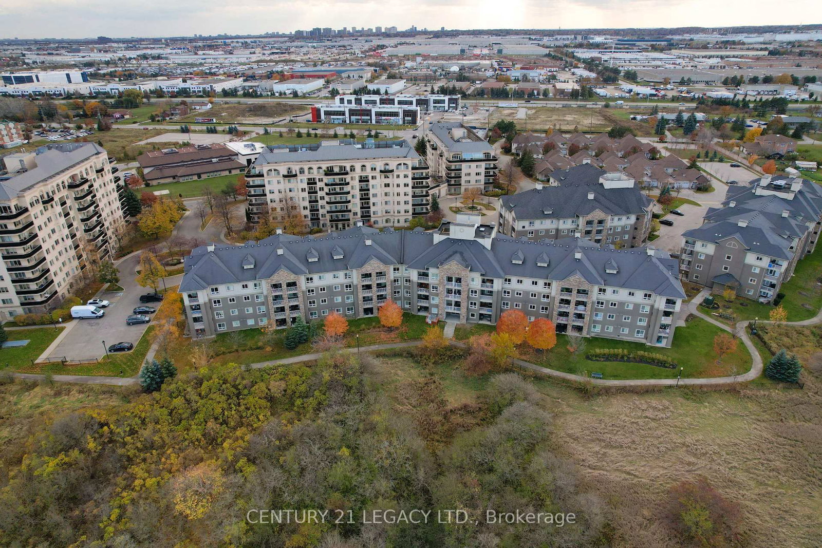 8 Dayspring Circle, Unit 1307 - Photo 40