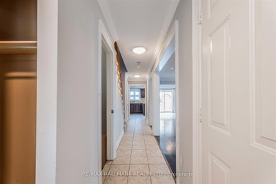 3-bed Detached House · 241 Featherstone Rd