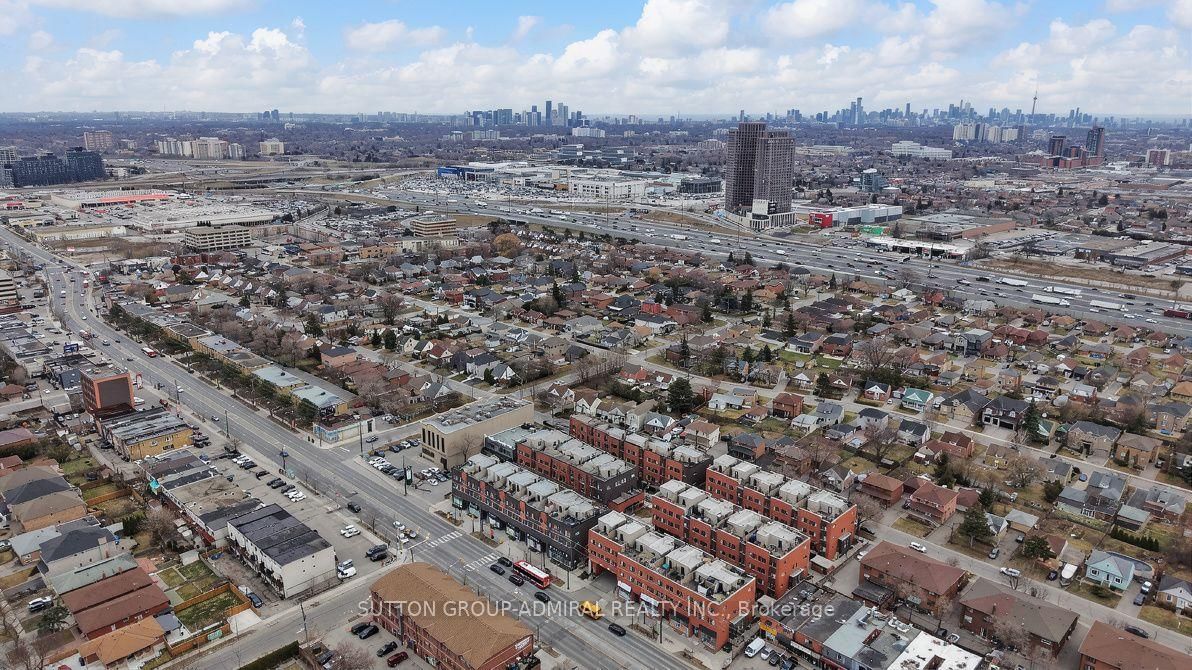 869 Wilson Avenue • #14 • Toronto, ON photo 26