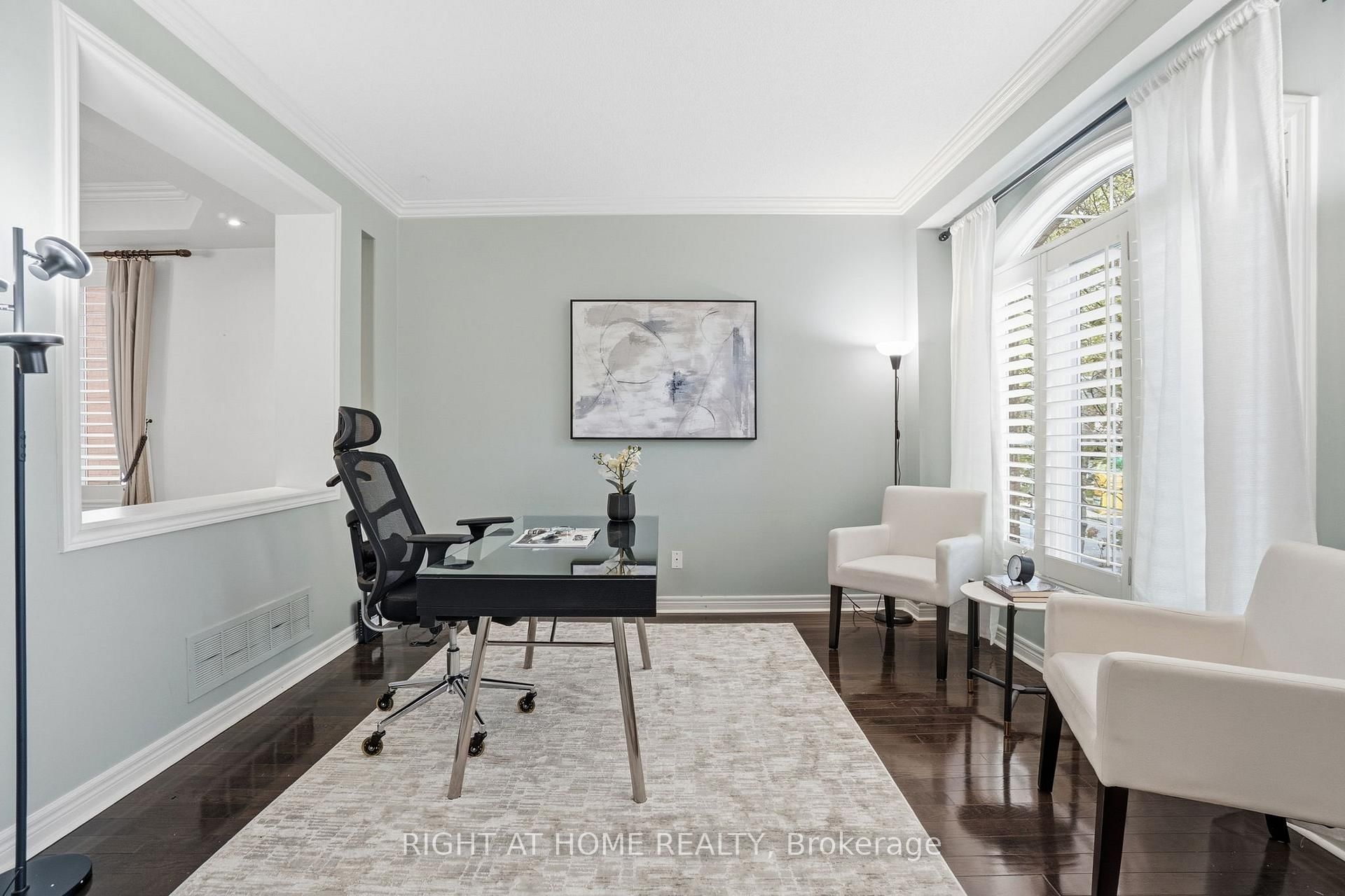 2461 Whistling Springs Crescent