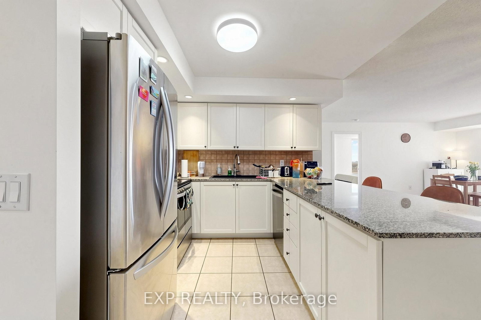 5233 Dundas Street W • ##1428 • Toronto, ON photo 11