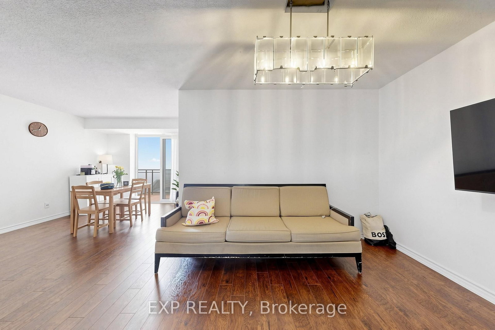 5233 Dundas Street W • ##1428 • Toronto, ON photo 13