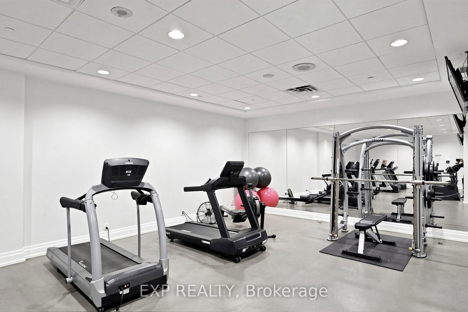5233 Dundas Street W • ##1428 • Toronto, ON photo 43
