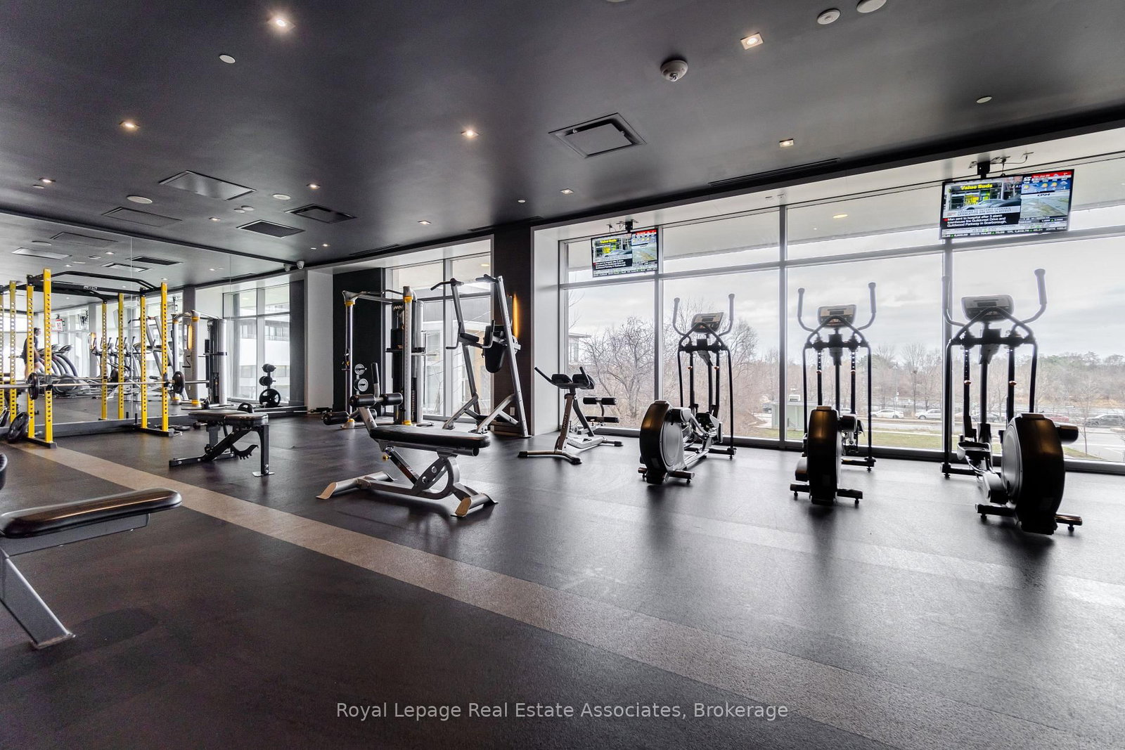 33 Shore Breeze Drive, Unit 2301 - Photo 40