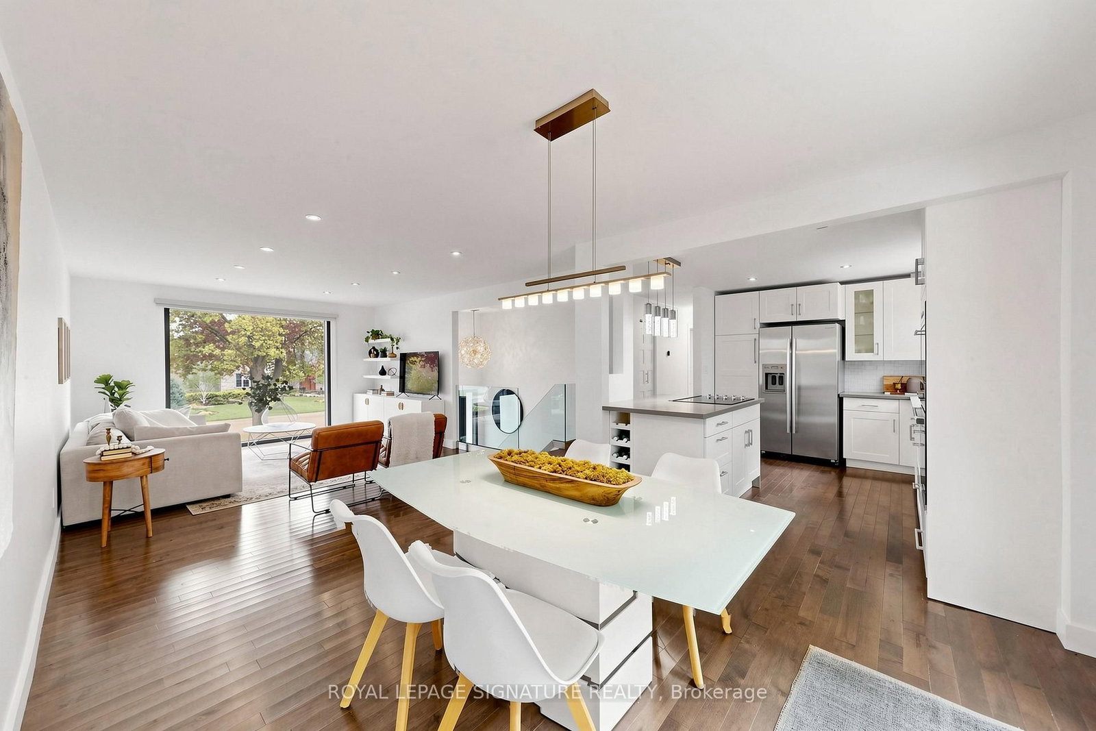 27 Fairwood Place E - Photo 15