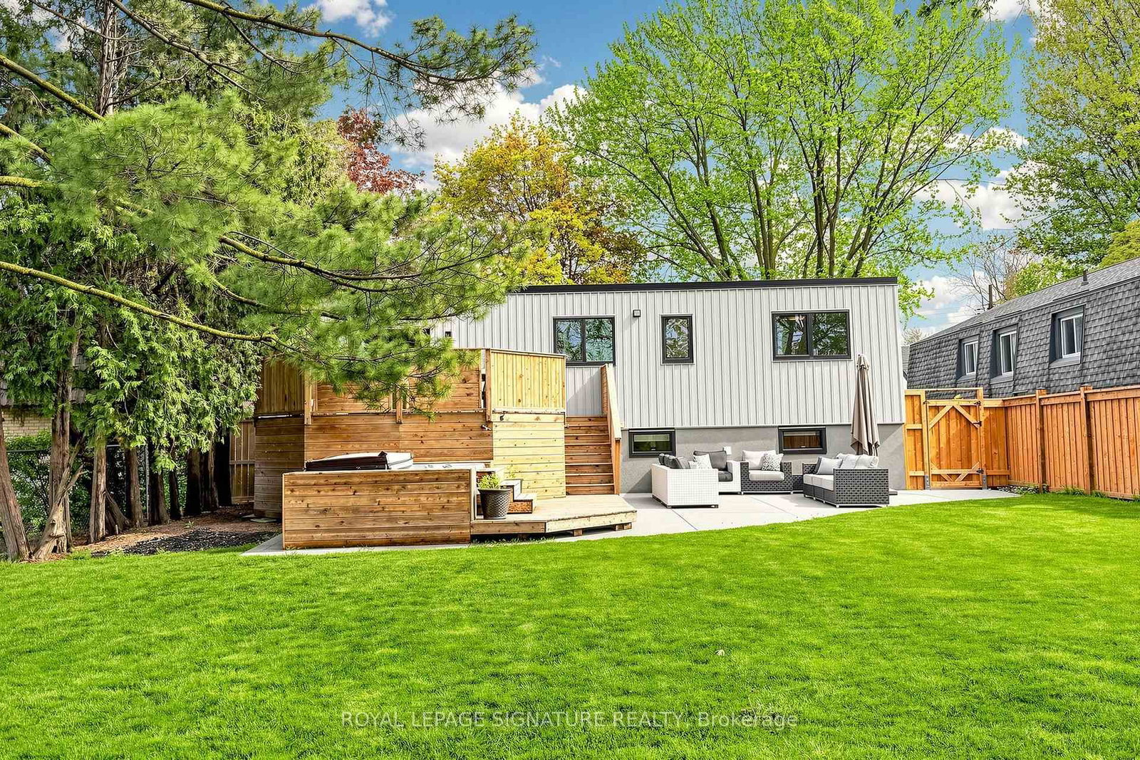27 Fairwood Place E - Photo 41