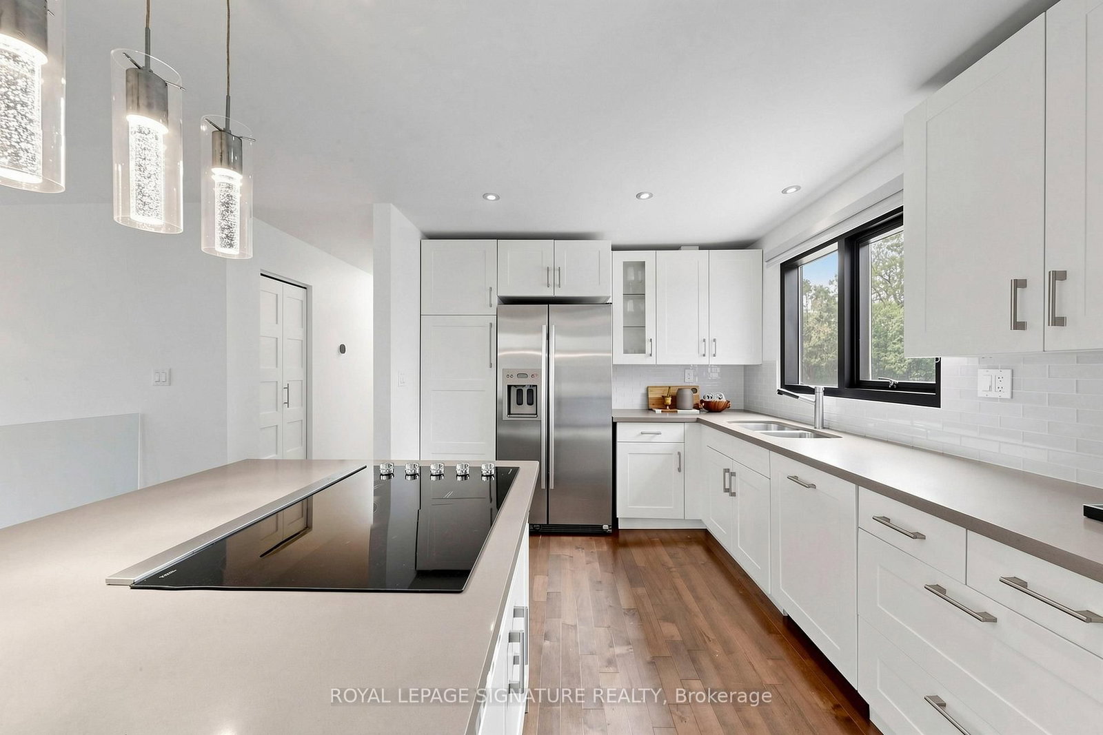 27 Fairwood Place E - Photo 9