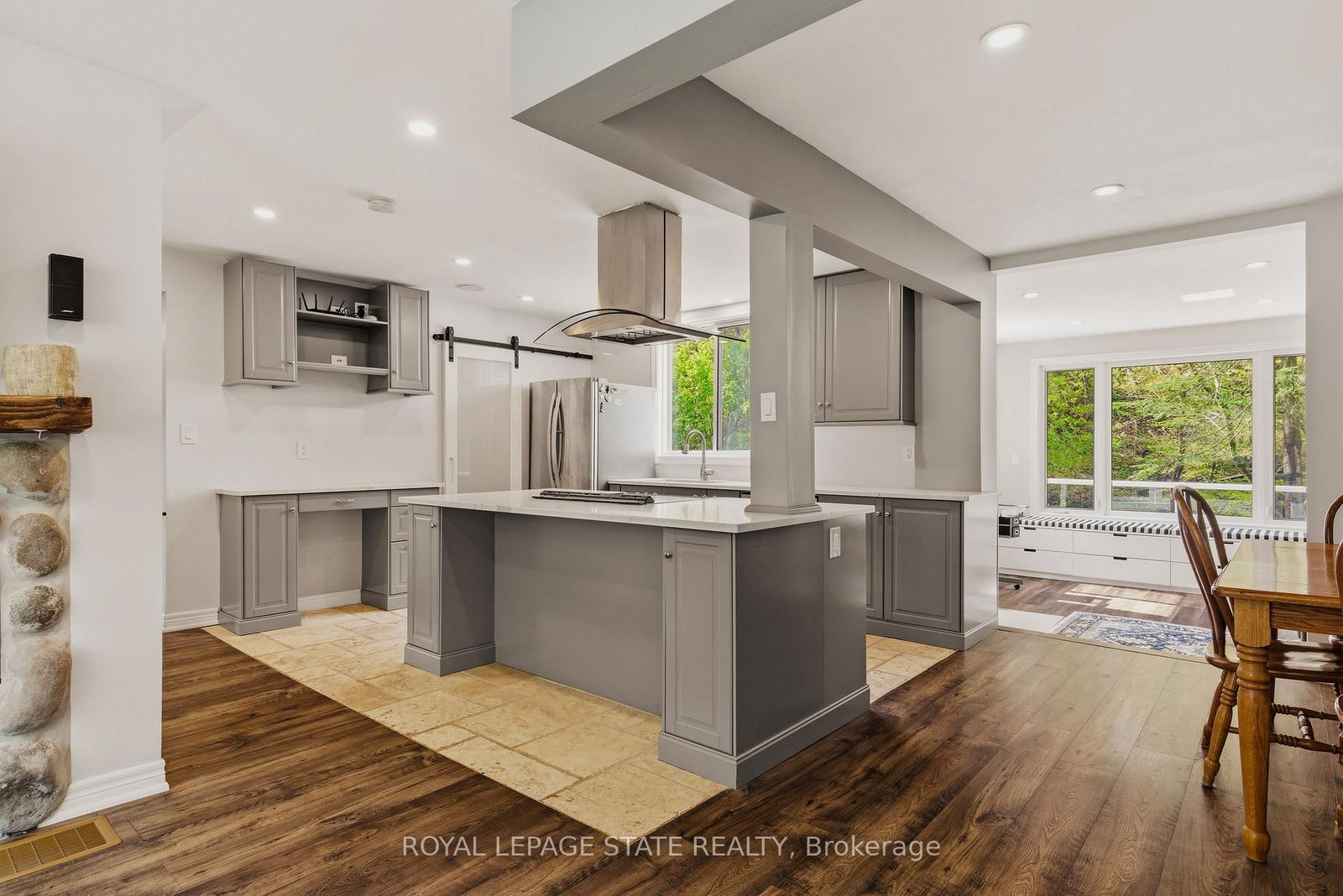 1262 Hidden Valley Road • Burlington, ON photo 11