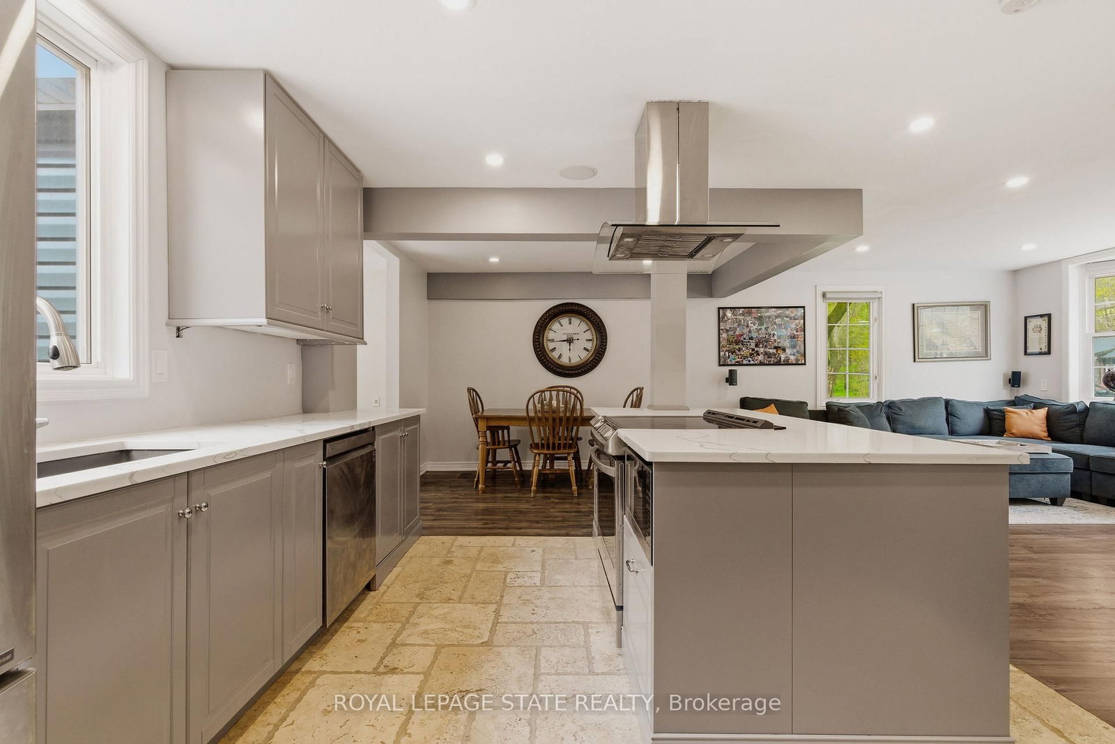 1262 Hidden Valley Road • Burlington, ON photo 18