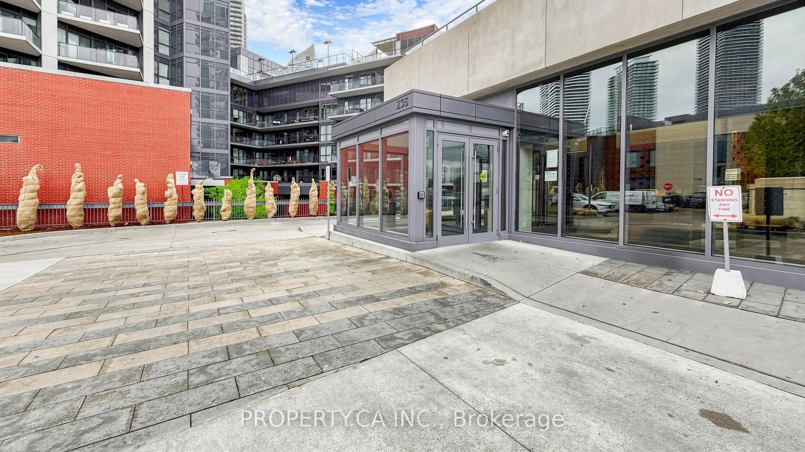 36 Park Lawn Road, Unit 2203 - Photo 3