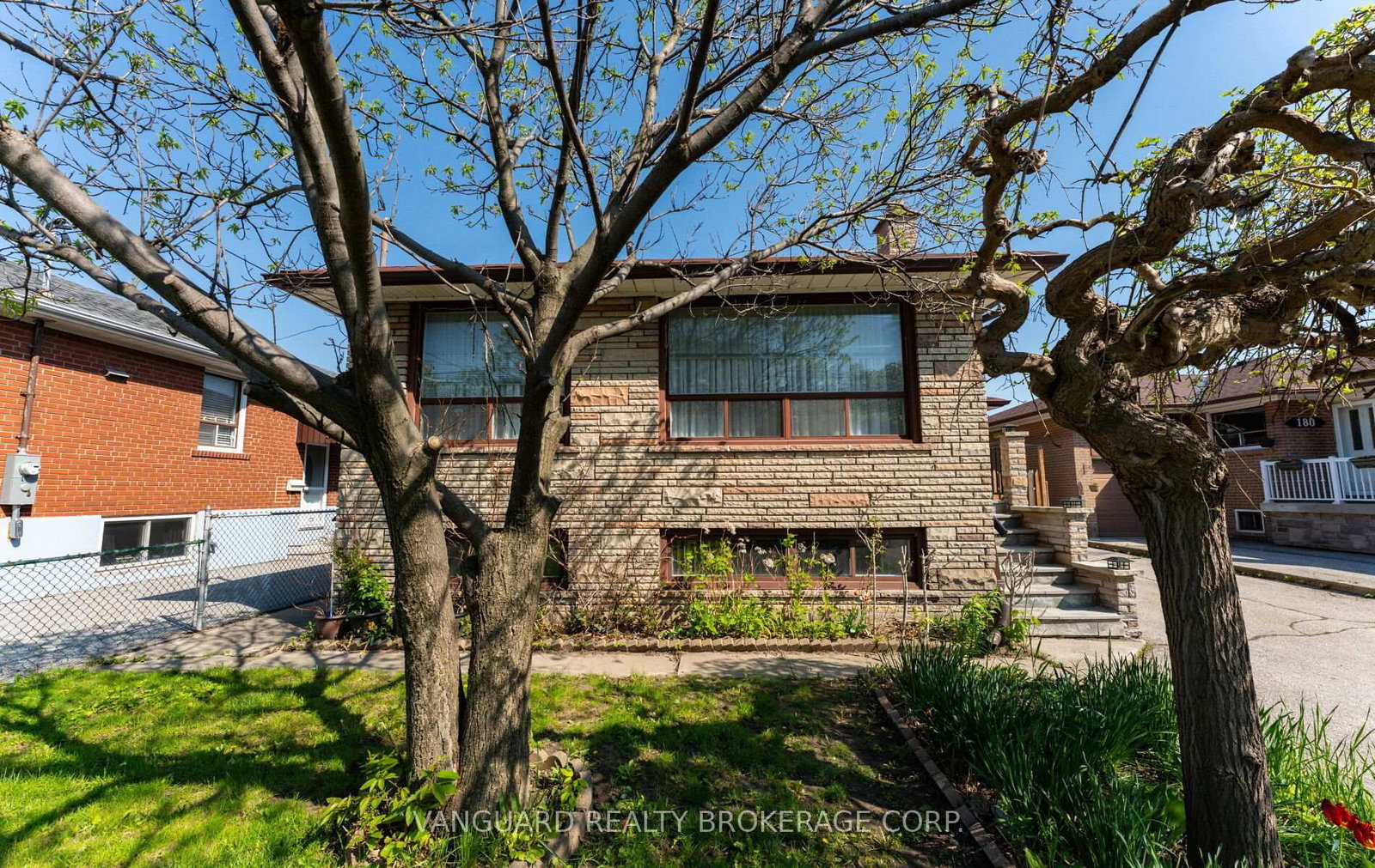 182 Dixon Road, Toronto, ON, photo 5
