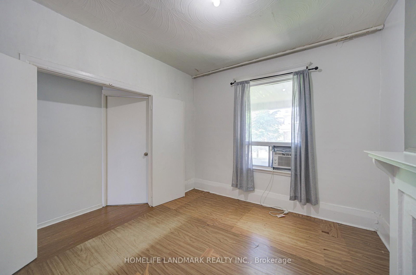 19 Armstrong Avenue, Unit Main & BSMT - Photo 8