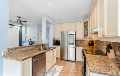 3852 Bloomington Mississauga,ON L5M 0A3 — Photo 19