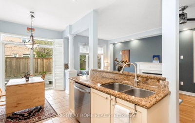 3852 Bloomington Mississauga,ON L5M 0A3 — Photo 22