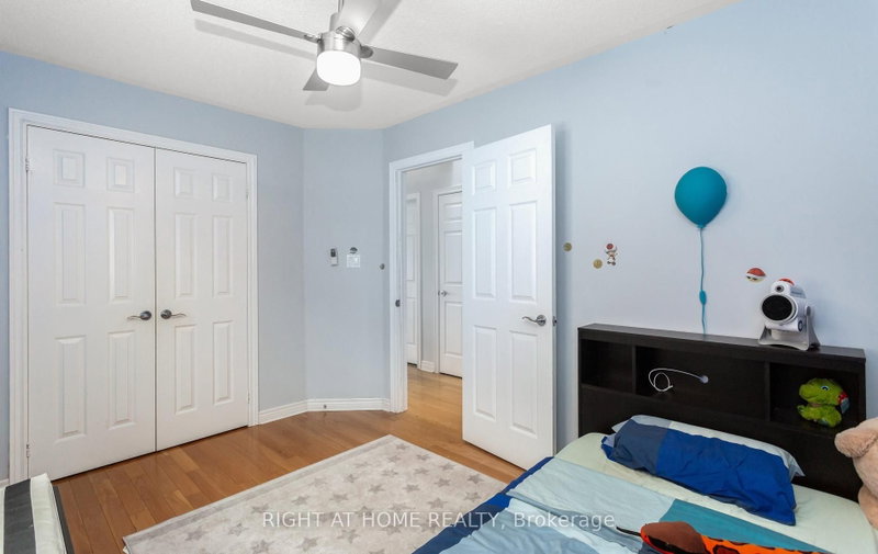 3852 Bloomington Mississauga,ON L5M 0A3 — Photo 36