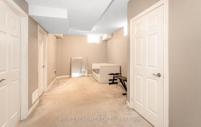 3852 Bloomington Mississauga,ON L5M 0A3 — Photo 43