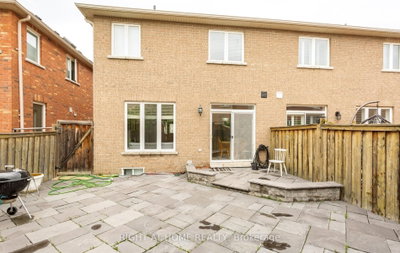3852 Bloomington Mississauga,ON L5M 0A3 — Photo 50