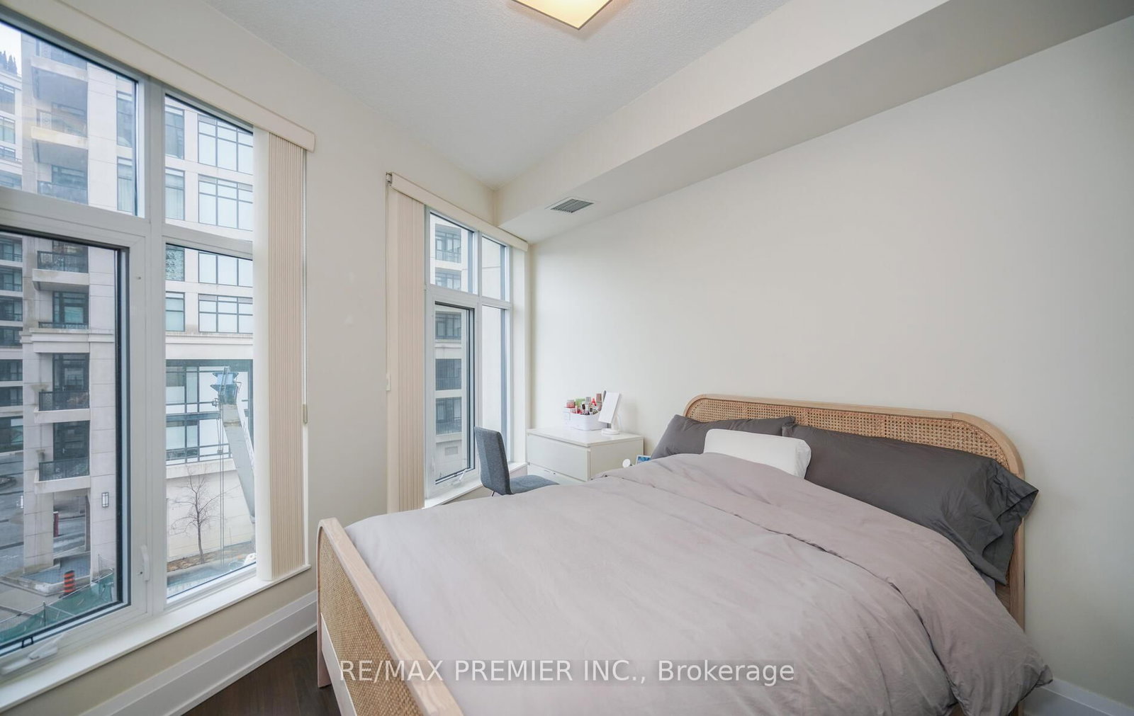 2 Old Mill Drive • #303 • Toronto, ON photo 15
