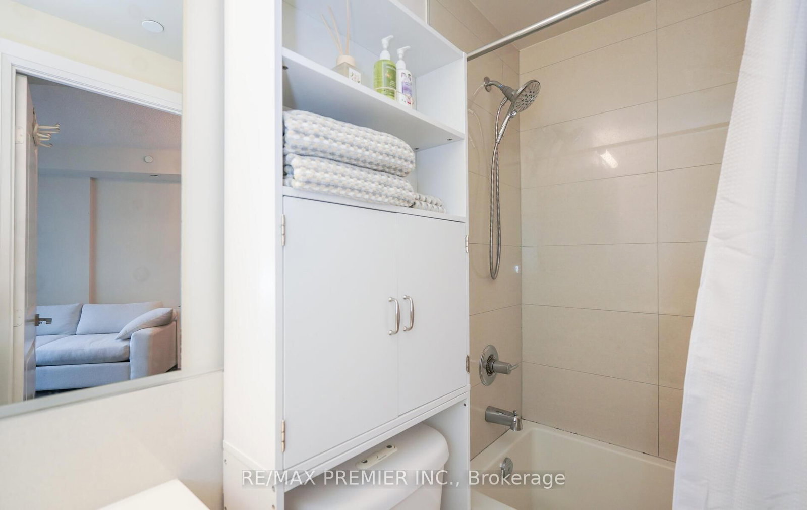 2 Old Mill Drive, Unit 303 - Photo 17