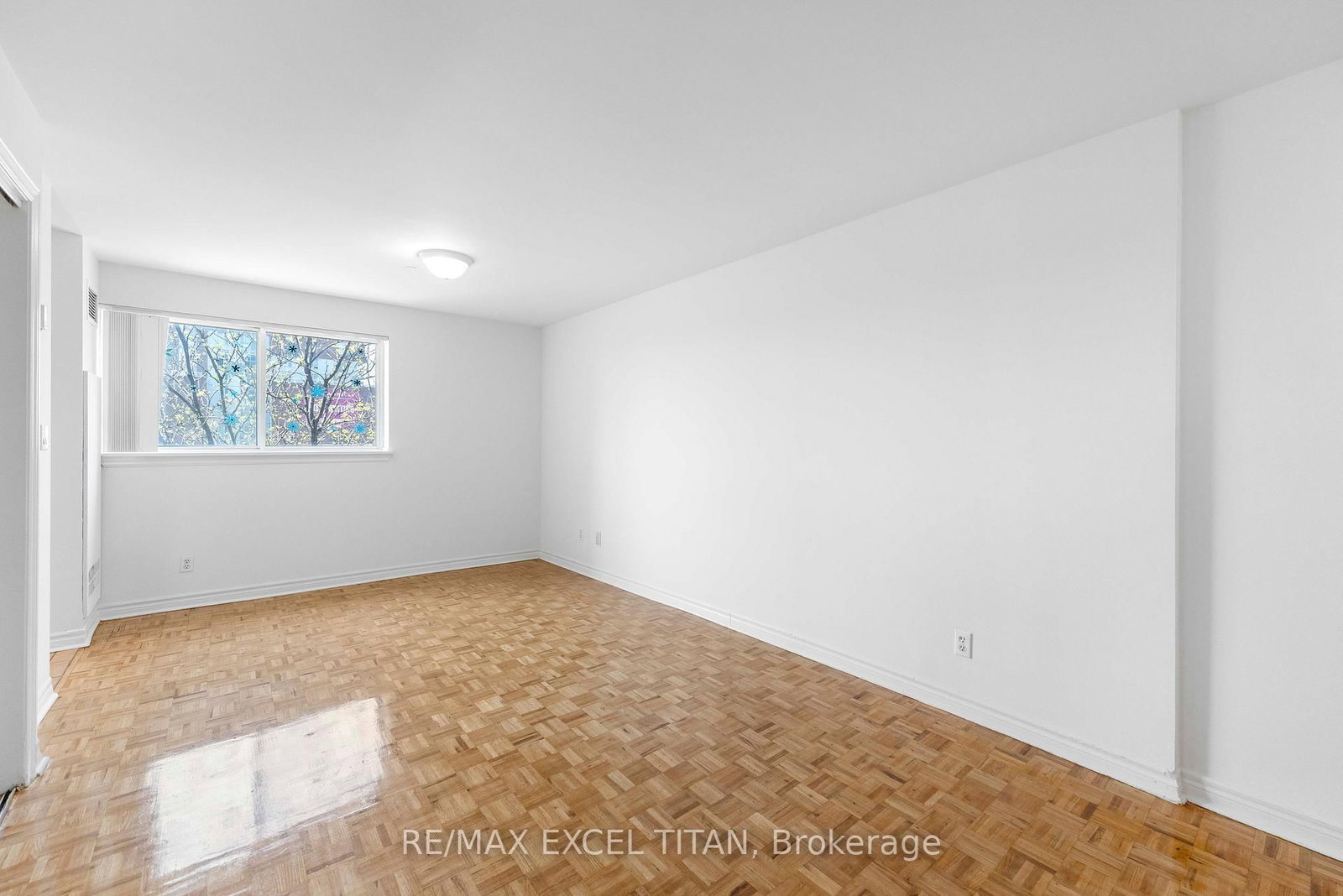 1407 Dupont Street, Unit 409 - Photo 2