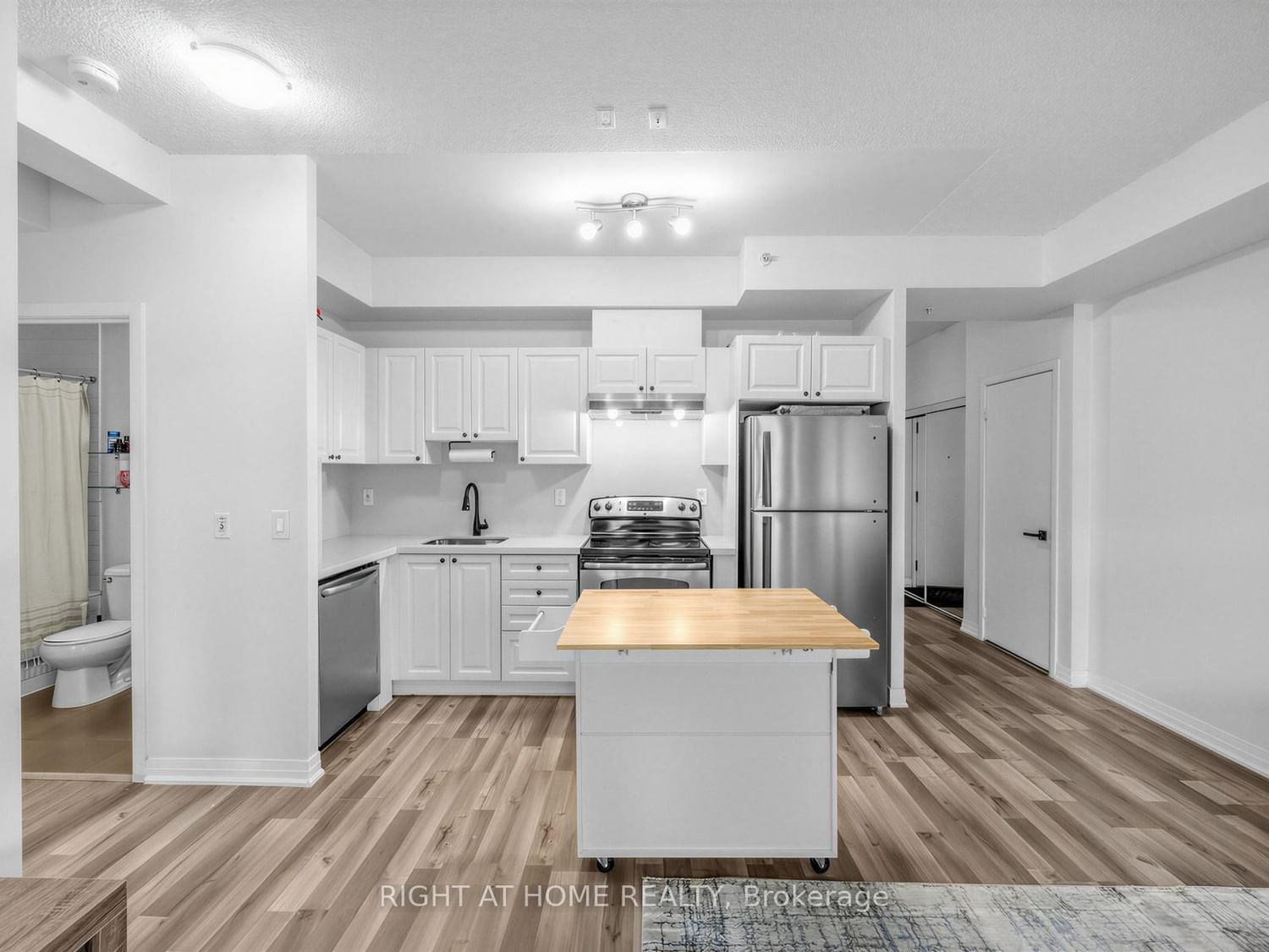 155 Legion Road N, Unit 208 - Photo 11