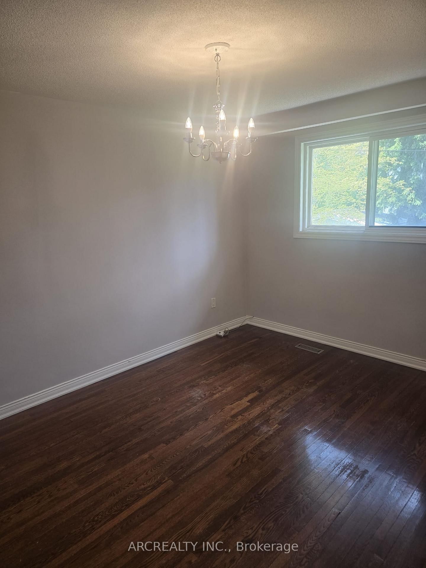 Upper Level-1178 Kipling Avenue, Toronto, ON, photo 5