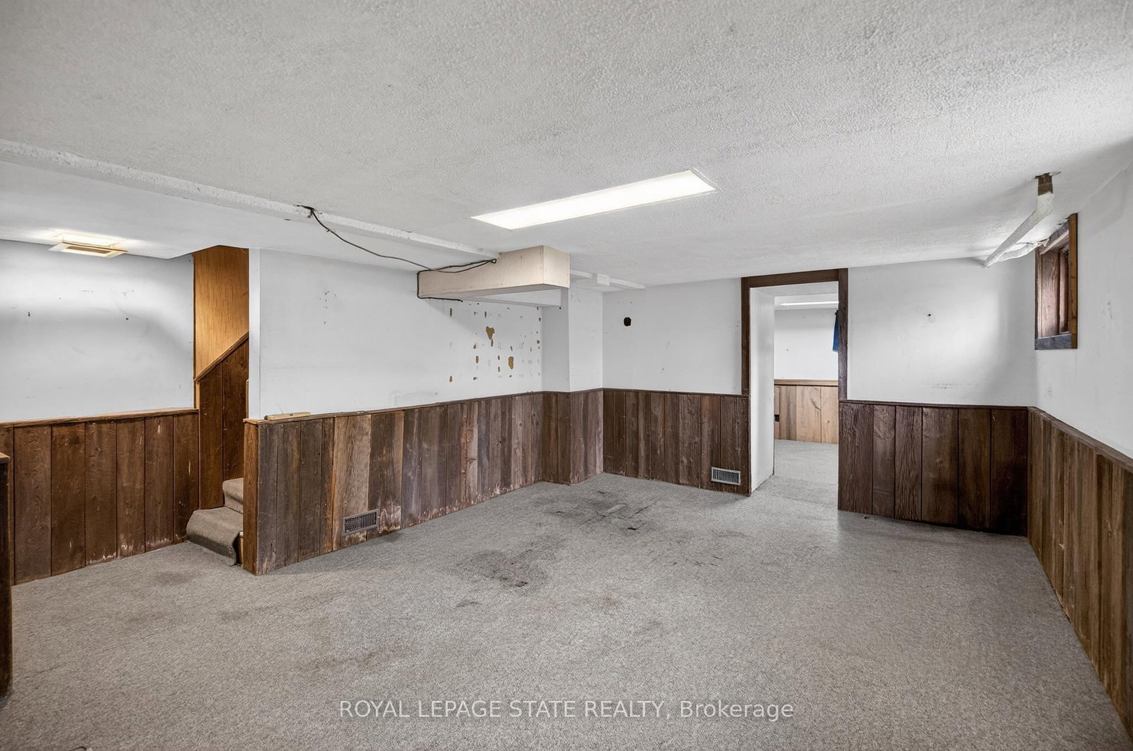 893 Lasalle Park Road - Photo 28