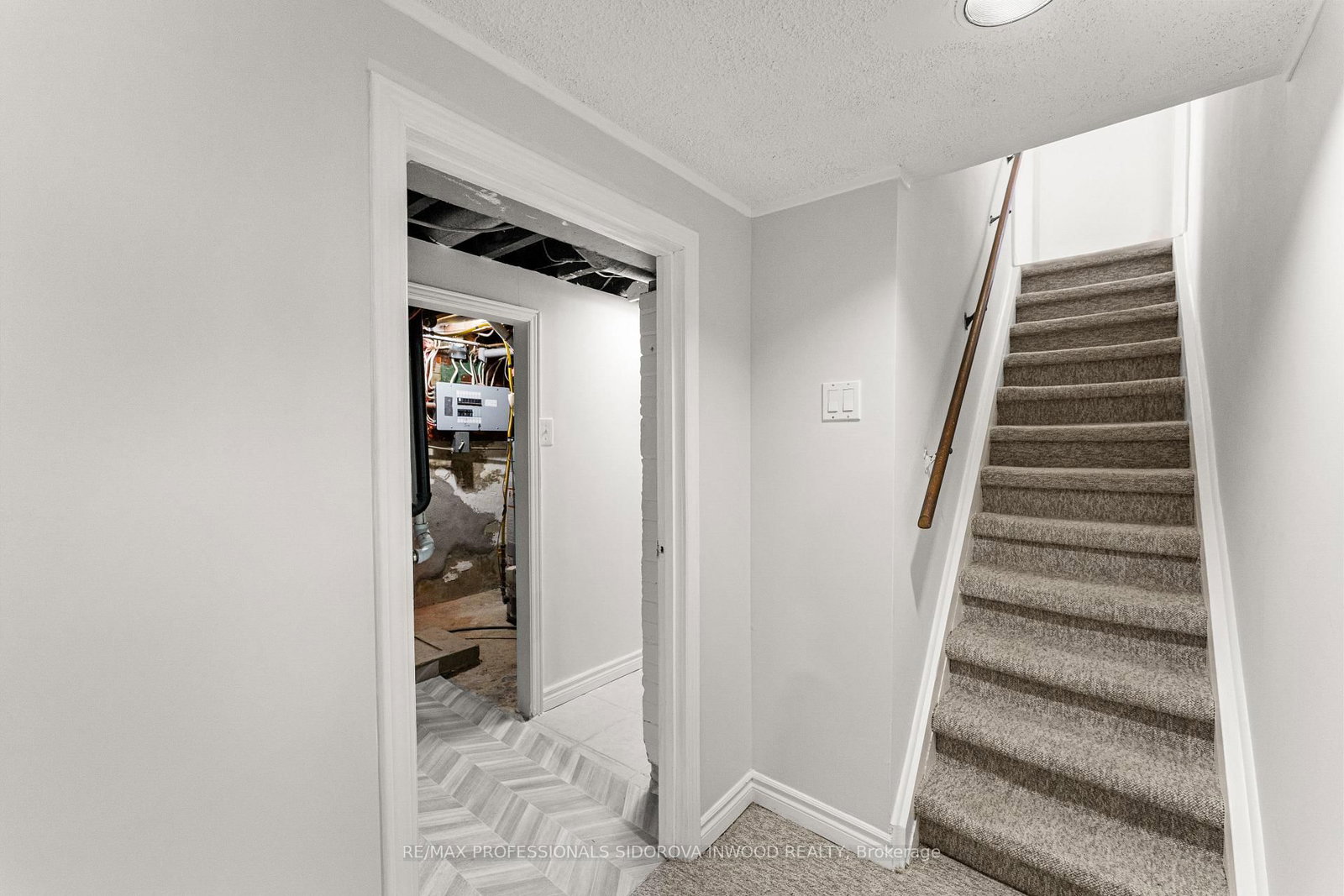 580 Willard Avenue - Photo 20