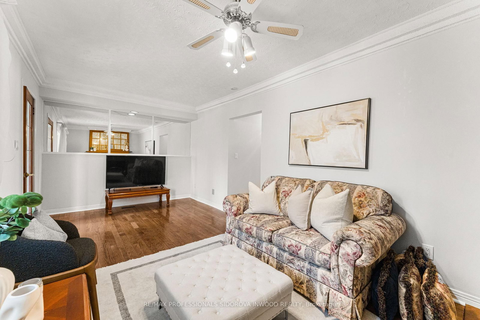 580 Willard Avenue - Photo 8