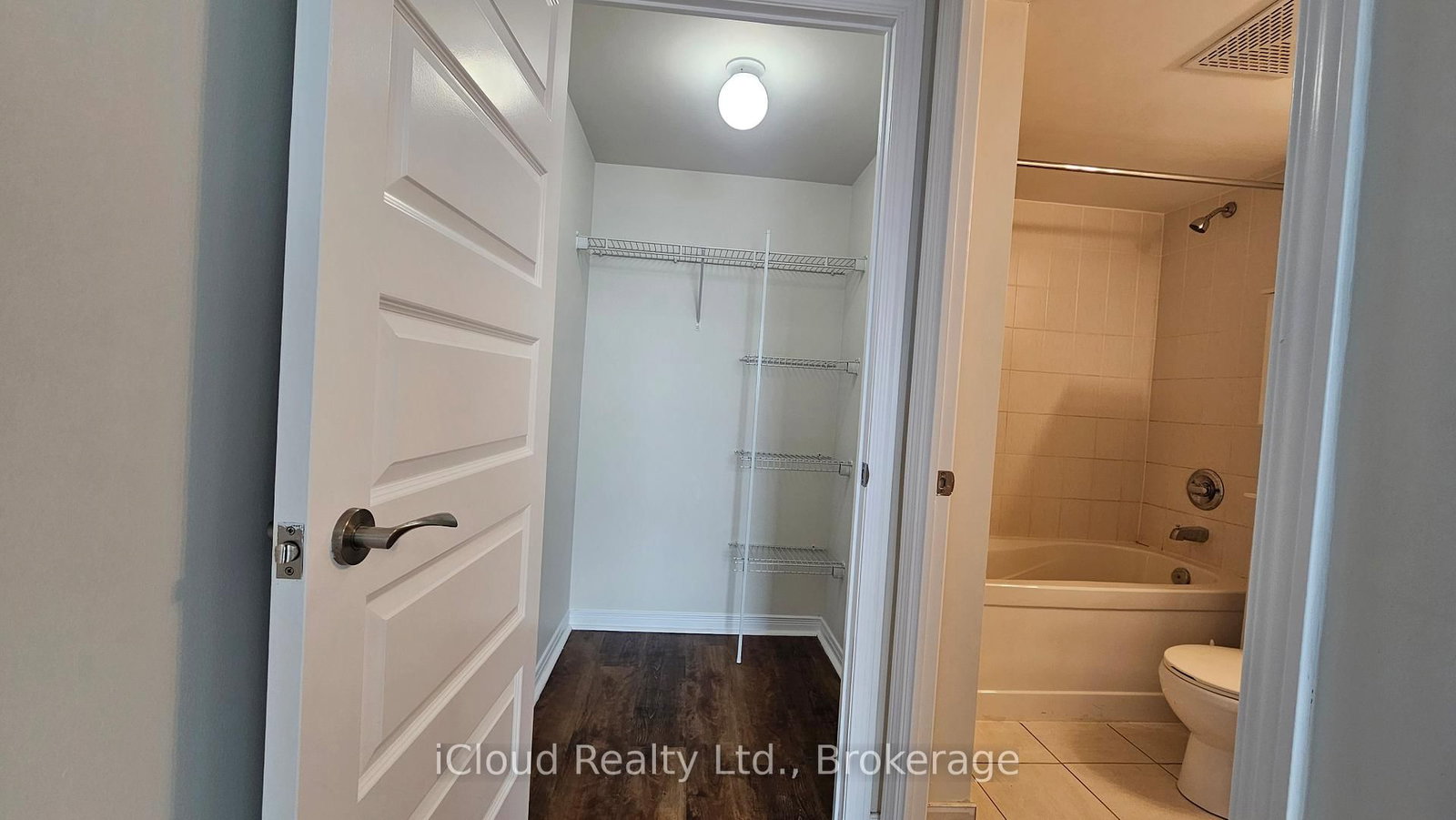 215 Queen Street E, Unit 2001 - Photo 26