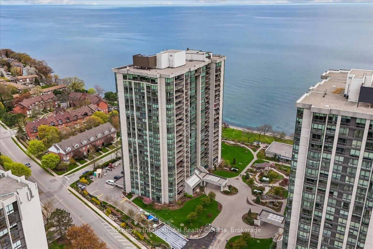 2170 Marine Drive • #2104 • Oakville, ON photo 3