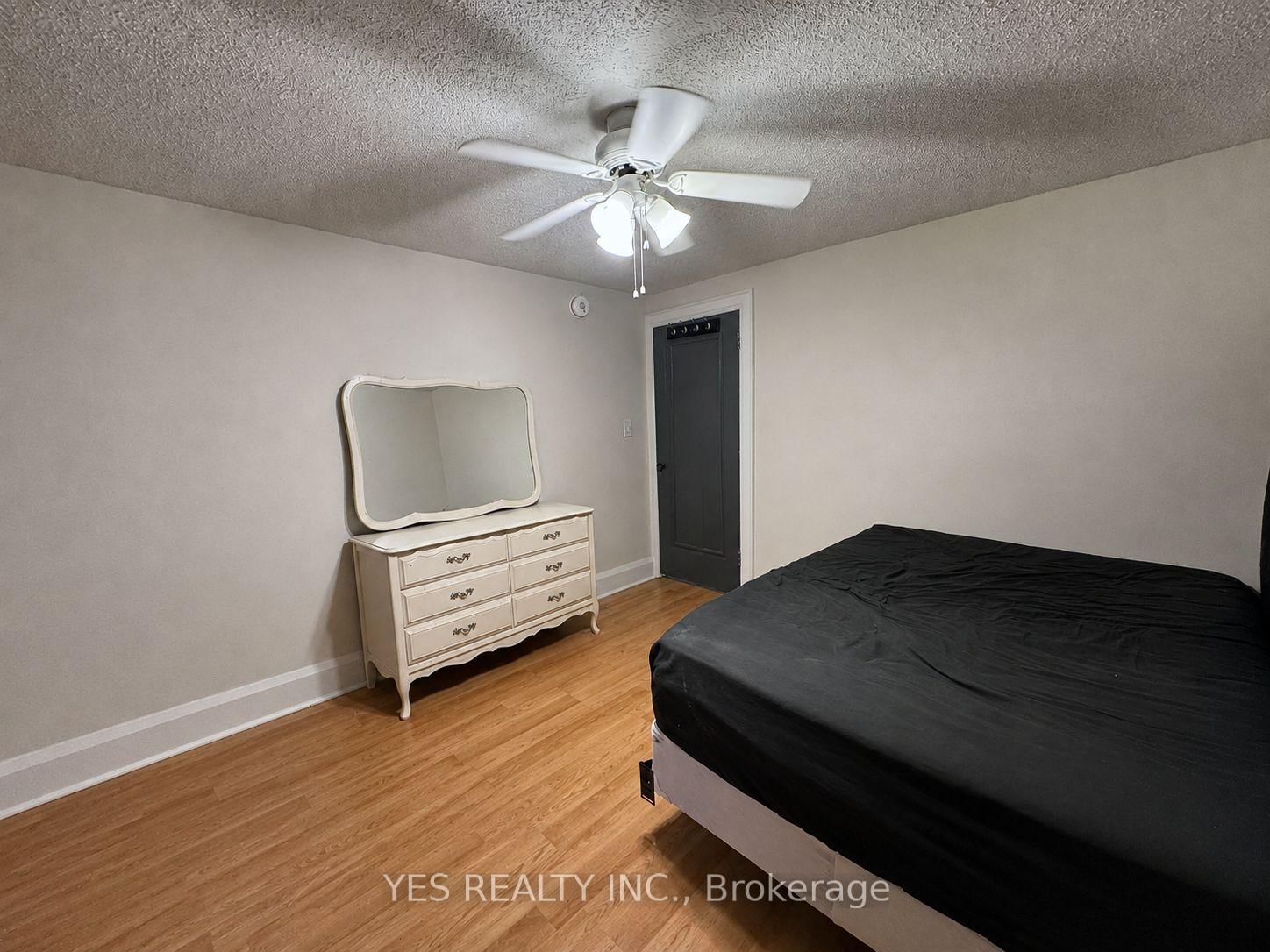 199 North Service Rd, Mississauga, view 15