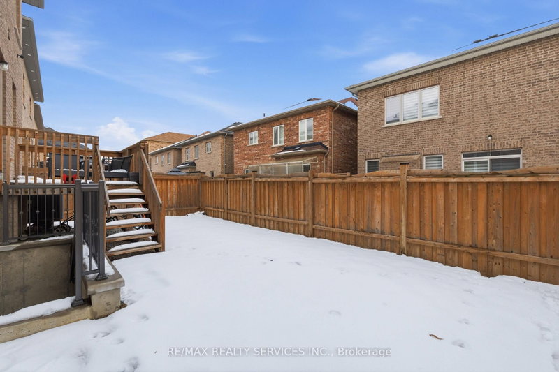 7 Caboose Brampton,ON L7A 5A9 — Photo 50