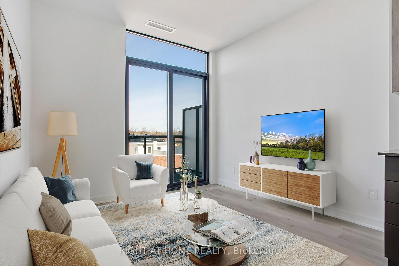 2075 Lakeshore Road, Unit 402 - Photo 3