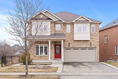5-bed Detached House · 42 Abbotsbury Dr